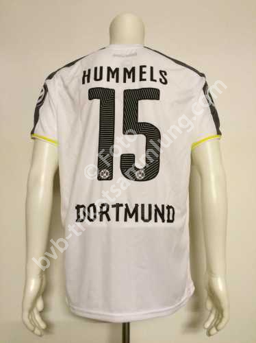 Puma Spielertrikot aus der Saison 2014 von Mats Hummels