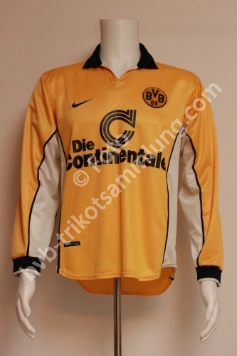 Nike Spielertrikot aus der Saison 1998 von unbekannt