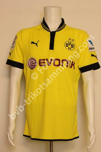 Puma Spielertrikot aus der Saison 2012 von Leonardo Bittencourt Puma Spielertrikot aus der Saison 2012 von Leonardo Bittencourt