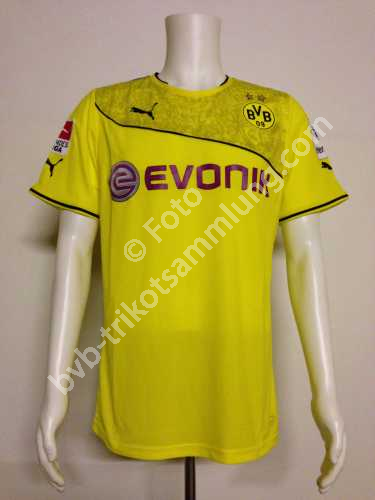 Puma Spielertrikot aus der Saison 2013 von Mats Hummels Puma Spielertrikot aus der Saison 2013 von Mats Hummels