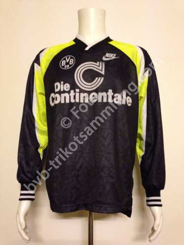 Nike Spielertrikot aus der Saison 1995 von unbekannt / Auswechselspieler  Nike Spielertrikot aus der Saison 1995 von unbekannt / Auswechselspieler