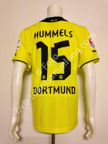 Puma Spielertrikot aus der Saison 2013 von Mats Hummels Puma Spielertrikot aus der Saison 2013 von Mats Hummels