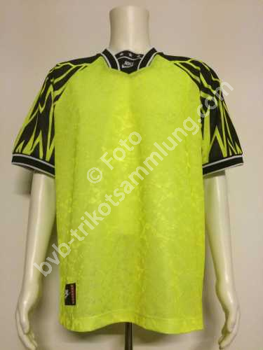 Nike Fantrikot aus der Saison 1994 von Keiner  Nike Fantrikot aus der Saison 1994 von Keiner