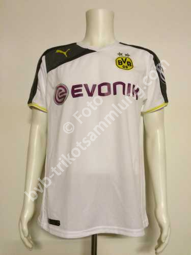 Puma Spielertrikot aus der Saison 2014 von Mats Hummels Puma Spielertrikot aus der Saison 2014 von Mats Hummels