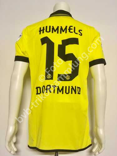 Puma Spielertrikot aus der Saison 2012 von Mats Hummels  Puma Spielertrikot aus der Saison 2012 von Mats Hummels