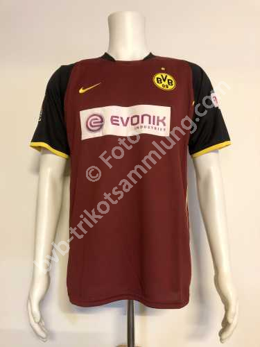Nike Spielertrikot aus der Saison 2007 von Mihail Aleksandrov Nike Spielertrikot aus der Saison 2007 von Mihail Aleksandrov