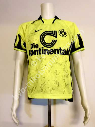 Nike Spielertrikot aus der Saison 1996 von Stefan Reuter  Nike Spielertrikot aus der Saison 1996 von Stefan Reuter