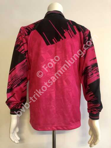 Nike Spielertrikot aus der Saison 1993 von ist unbekannt  Nike Spielertrikot aus der Saison 1993 von ist unbekannt