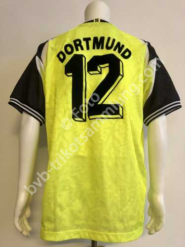 Nike Matchworn aus der Saison 1995 von ist unbekannt  Nike Matchworn aus der Saison 1995 von ist unbekannt