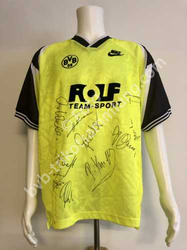 Nike Matchworn aus der Saison 1995 von ist unbekannt  Nike Matchworn aus der Saison 1995 von ist unbekannt